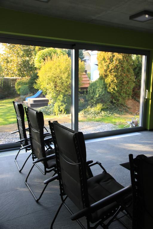 Blue House Relax Apartment Velke Popovice Bagian luar foto